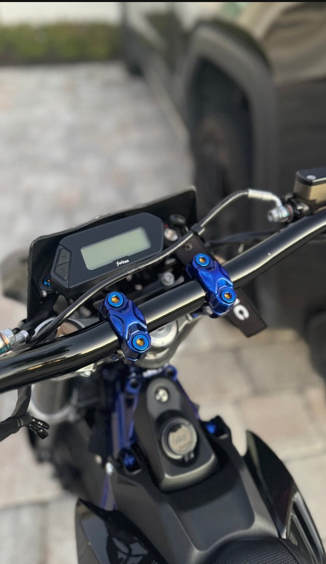 Ultra Bee Direct Mount Bolts