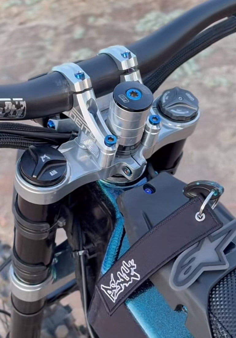 Direct Mount Bolts *pre order*
