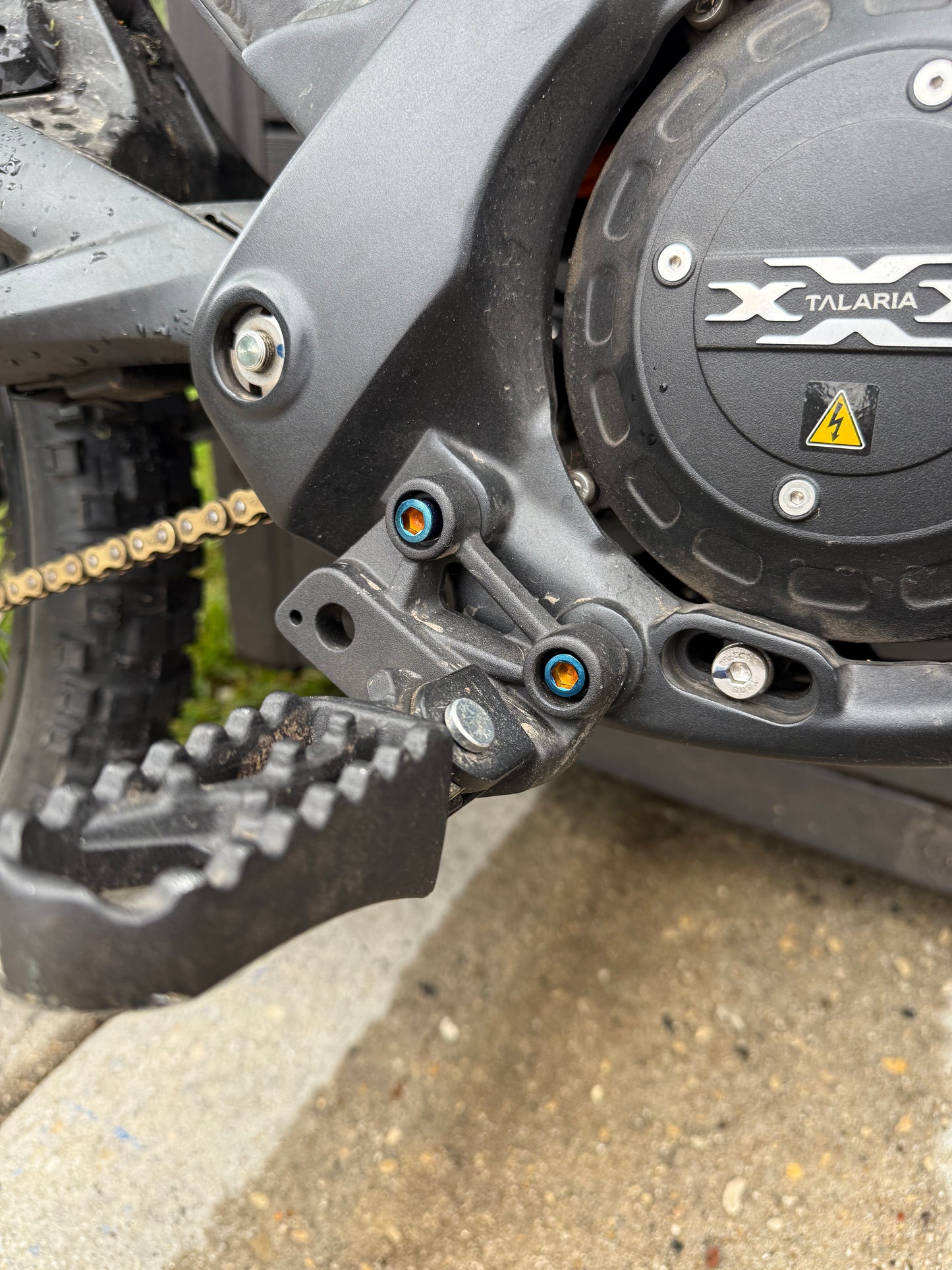 (all e-motos) Titanium Foot bracket Bolts