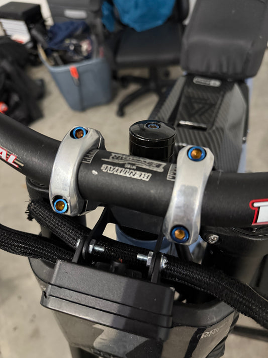 Fun Mount Bolt set (4 bolts) *pre order*